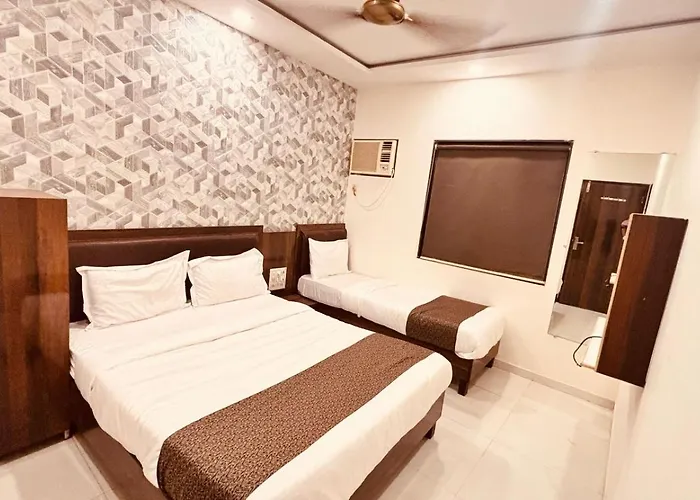 Hotel Garden Palace Mumbai